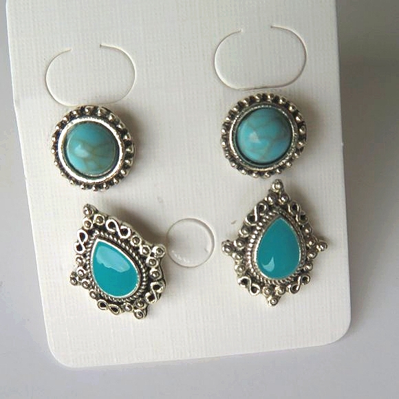 Set Of TWO Pairs Fashion Turquoise Enamel Earrings - Picture 6 of 10